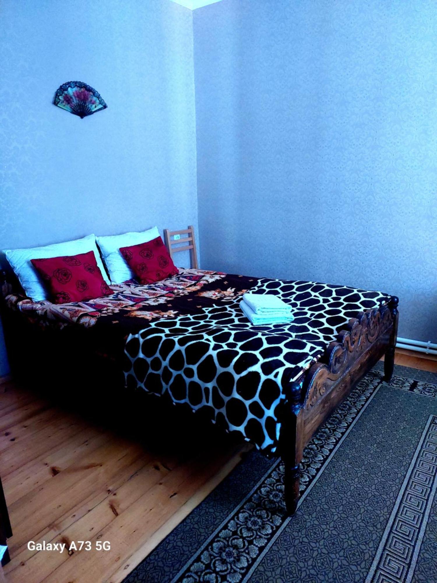 Guest House Lela Rezo Kazbegi Dış mekan fotoğraf