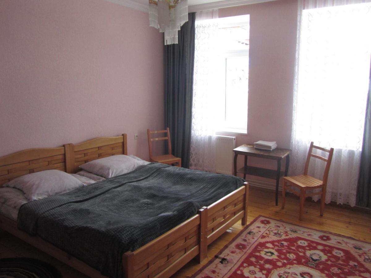 Guest House Lela Rezo Kazbegi Dış mekan fotoğraf